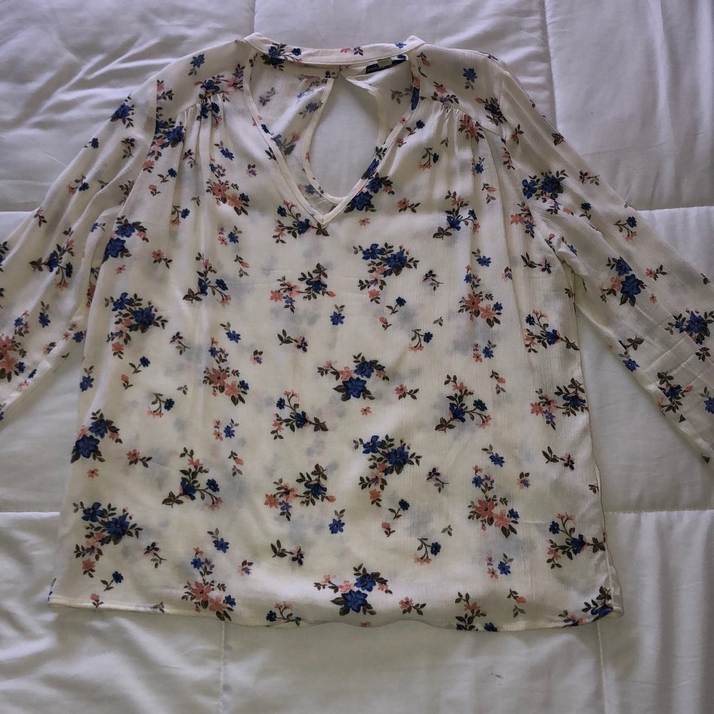 American Eagle long sleeve